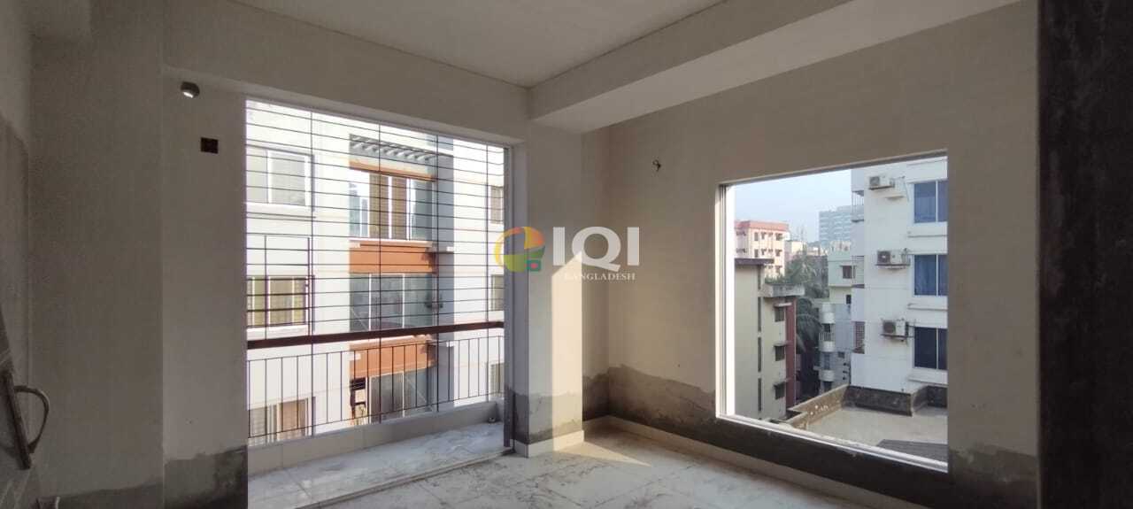 Flat for sale at Mogbazar