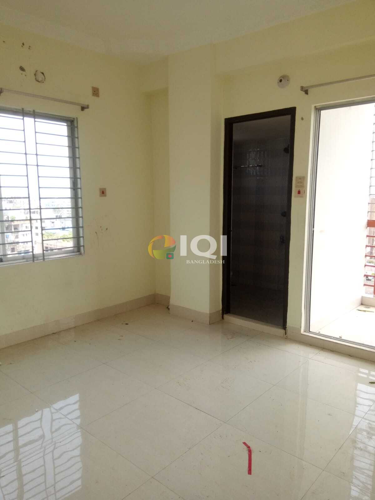 Flat for sale at Uttar Badda