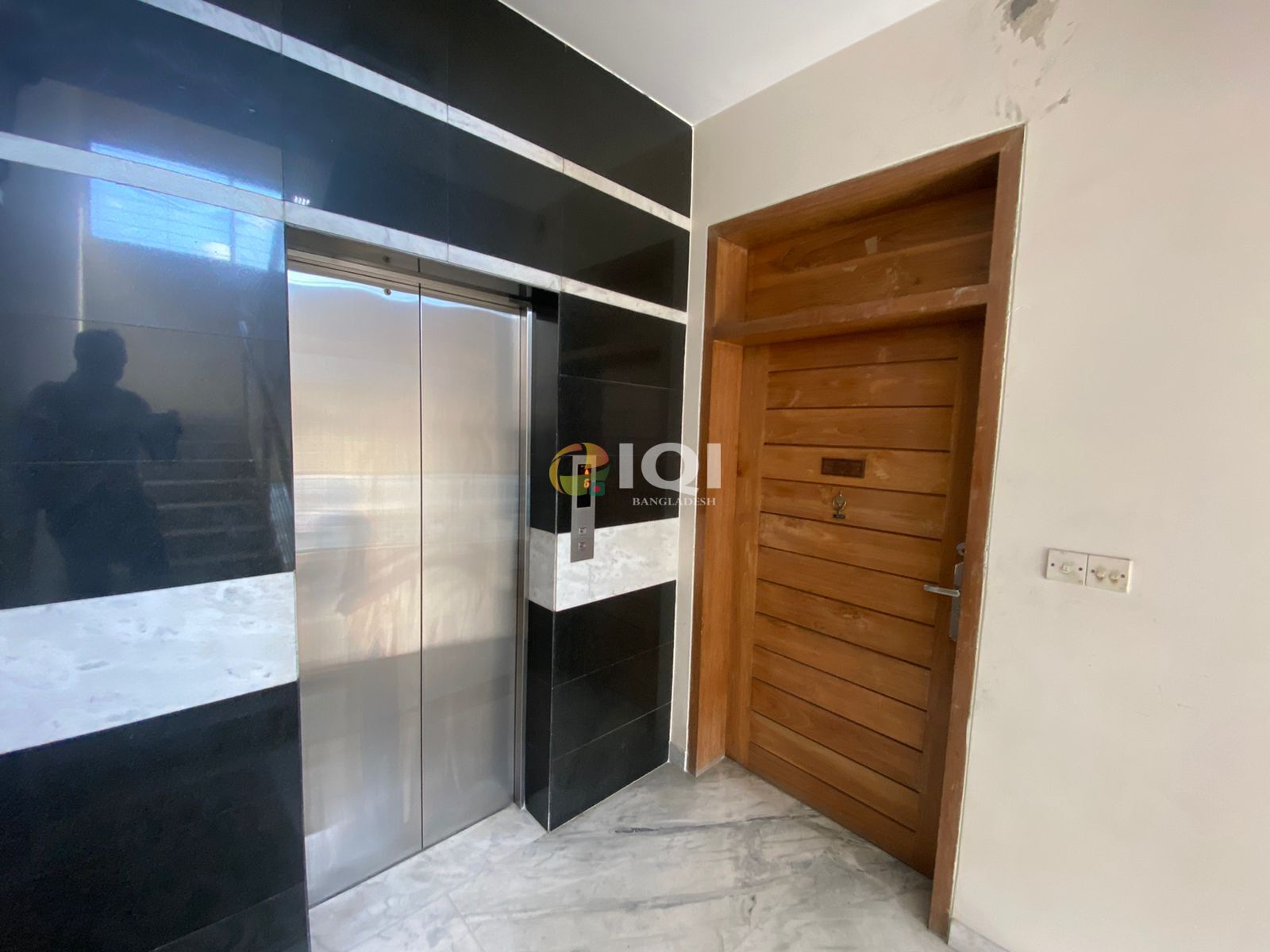 Flat for sale at Gulshan 2