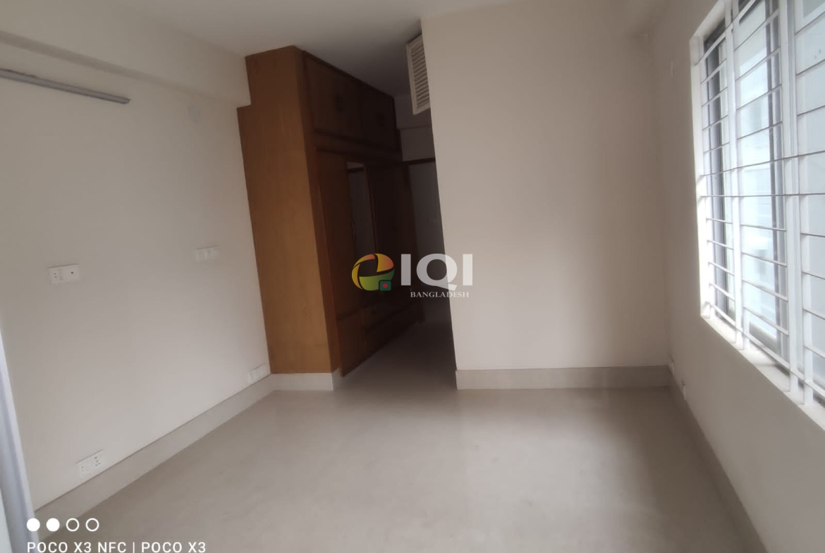 Flat For Sale At Bashundhara