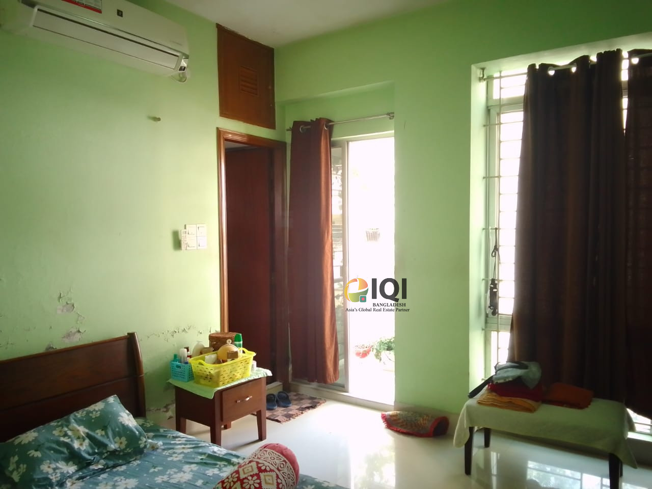 Flat For Sale in Adabor 11