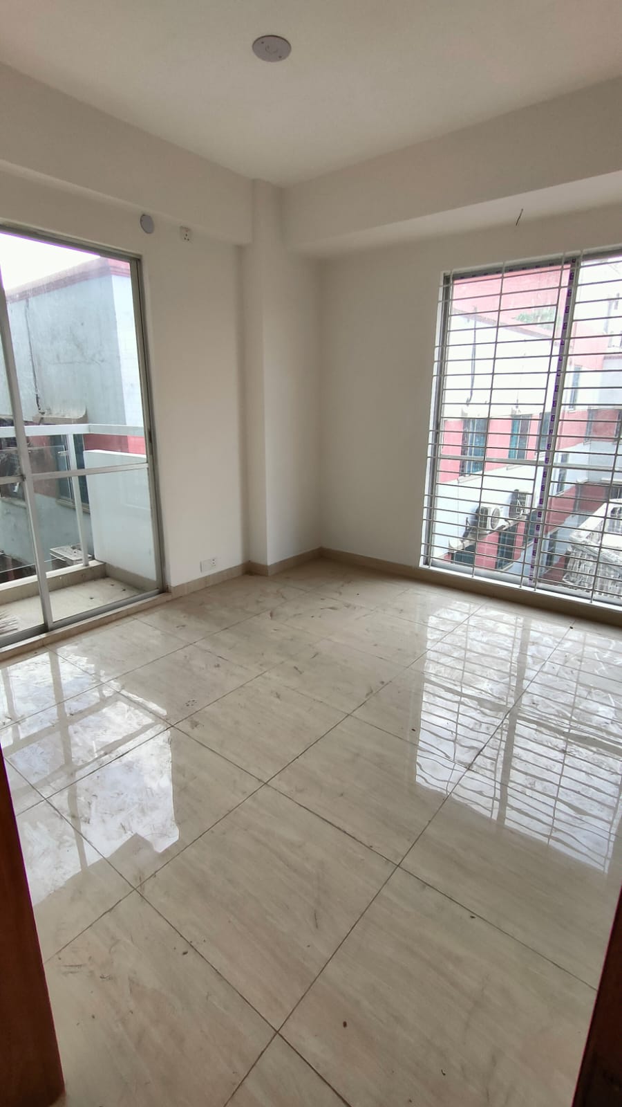 Flat for sale at Dhanmondi