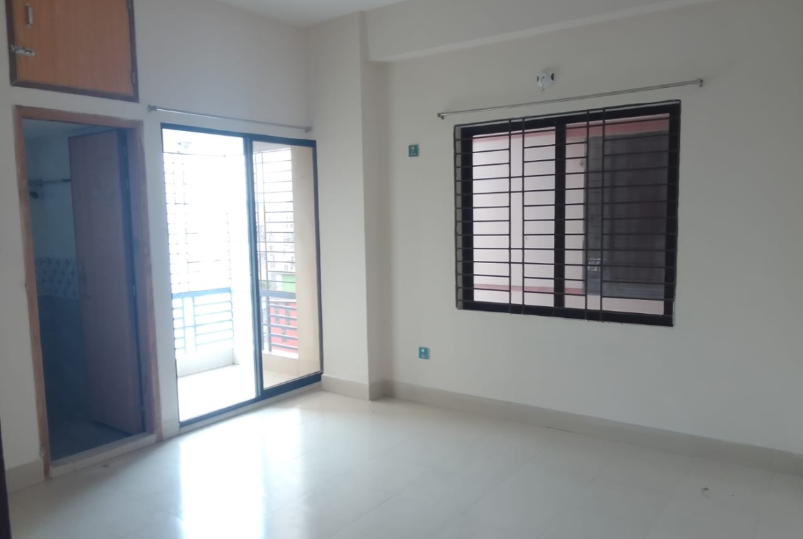 Flat For Sale At Banasree