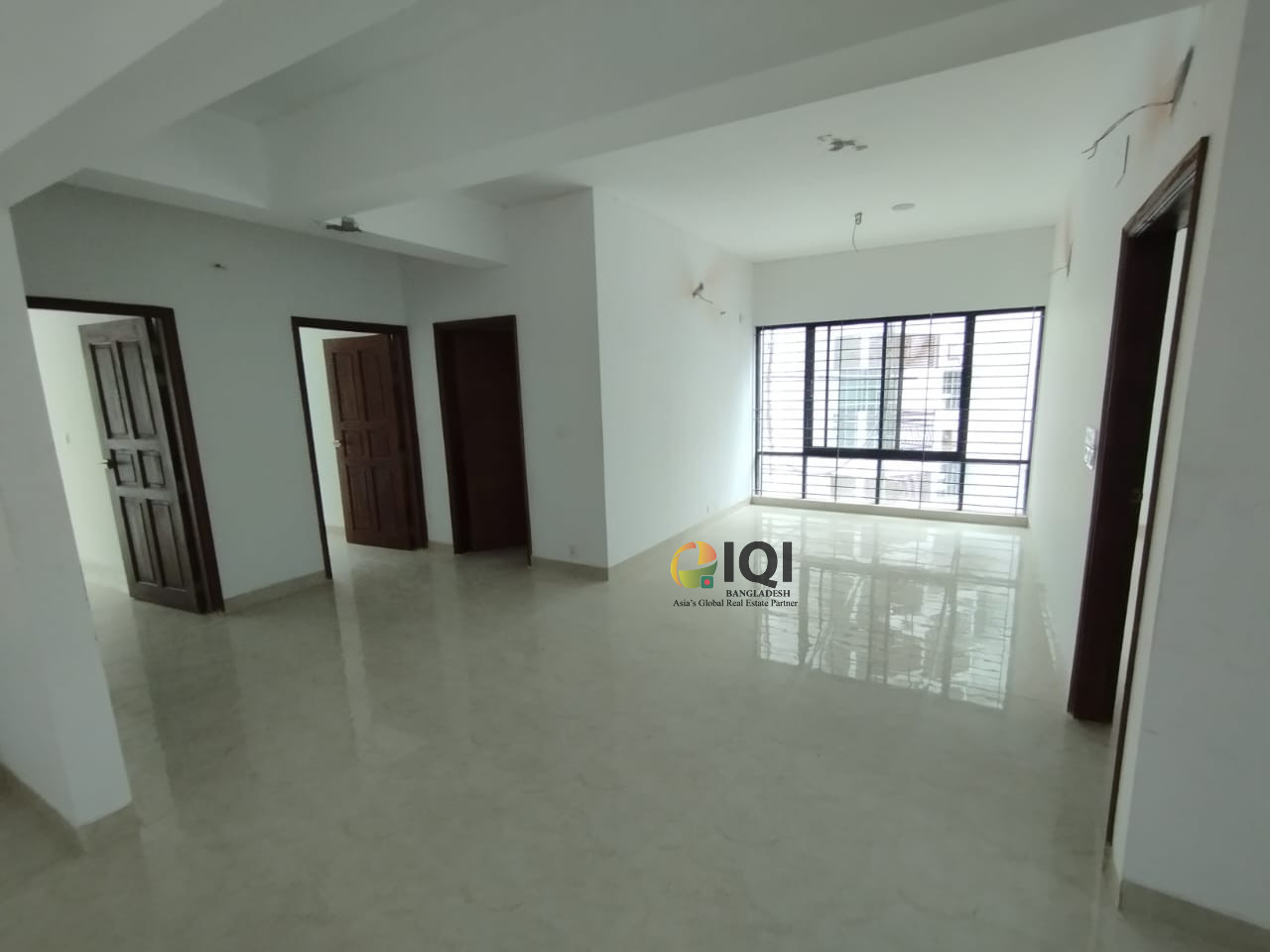 Flat Sale at Gulshan 1, Road 2