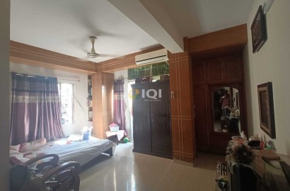 Flat for sale at Banasree