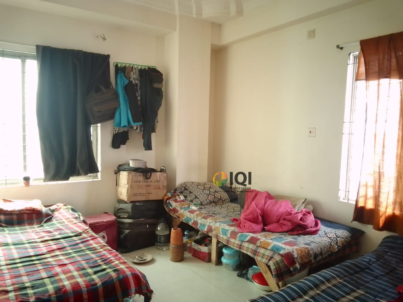 Flat for sale in North Adabor