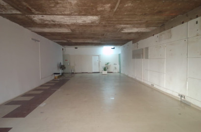 Commercial Space For Rent in Kawran Bazar