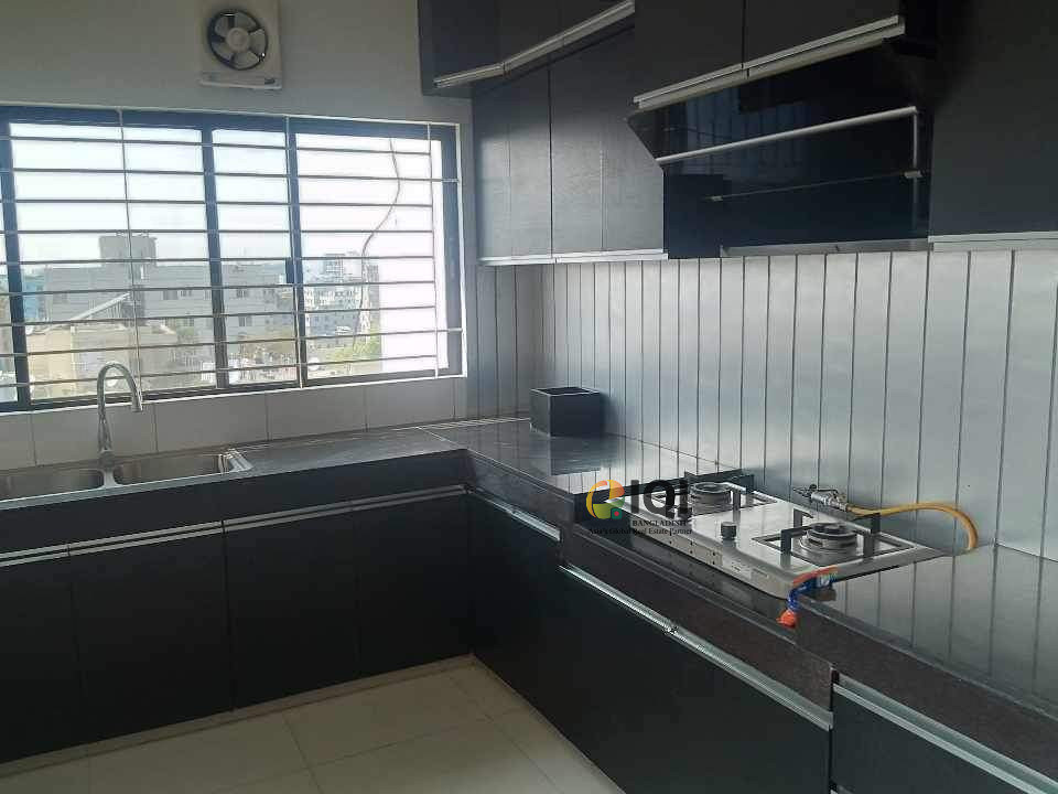 Apartment rent at Bashundhara R/A.