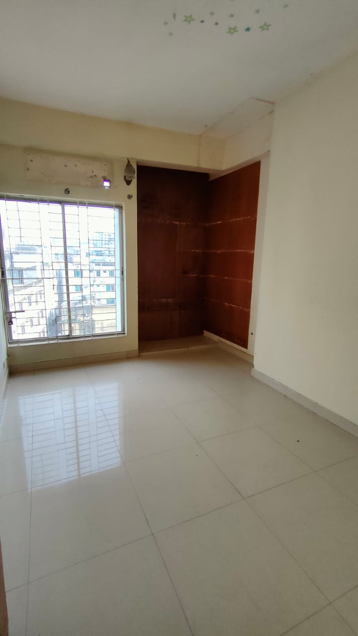 Flat for sale at Panthapath