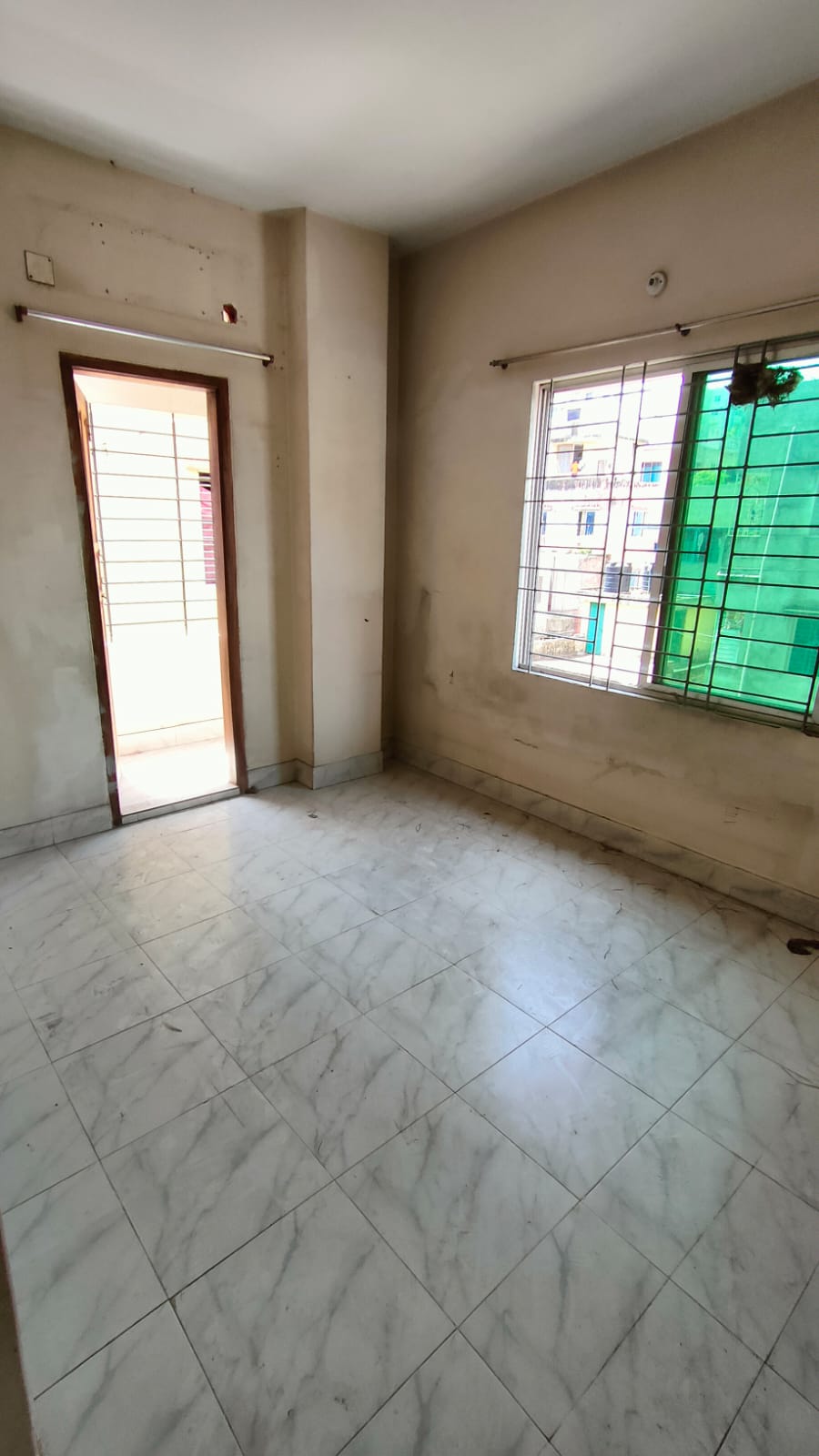 Flat for sale at Kathalbagan