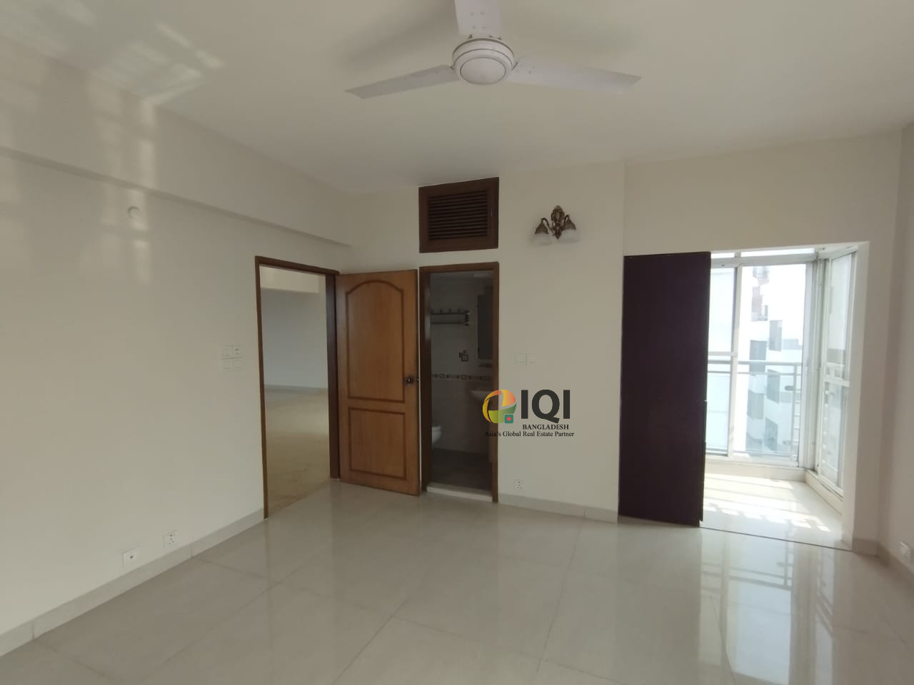 Flat rent at Banani North, 23 road