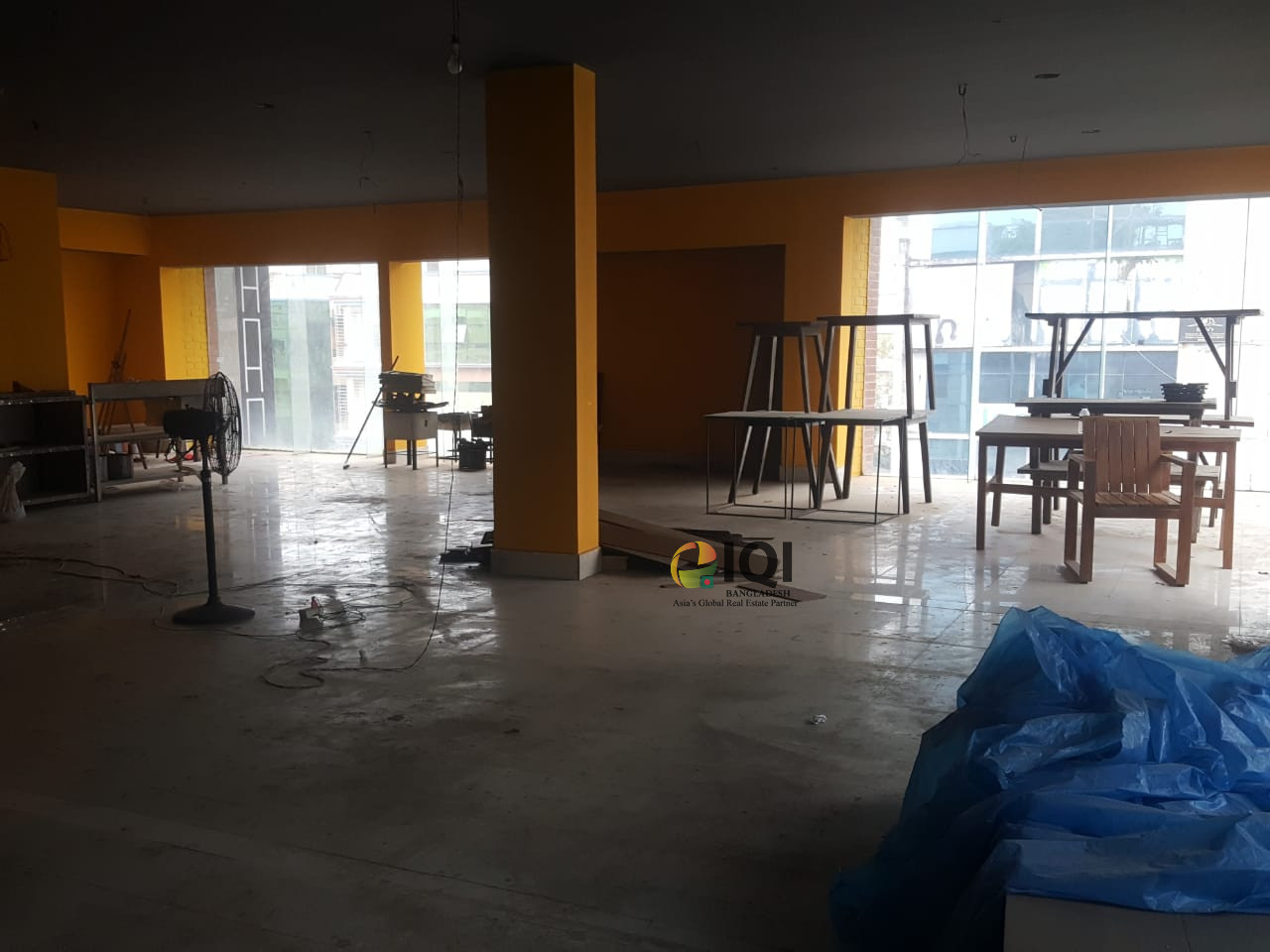 Commercial space rent at Uttara gausul azam avenue