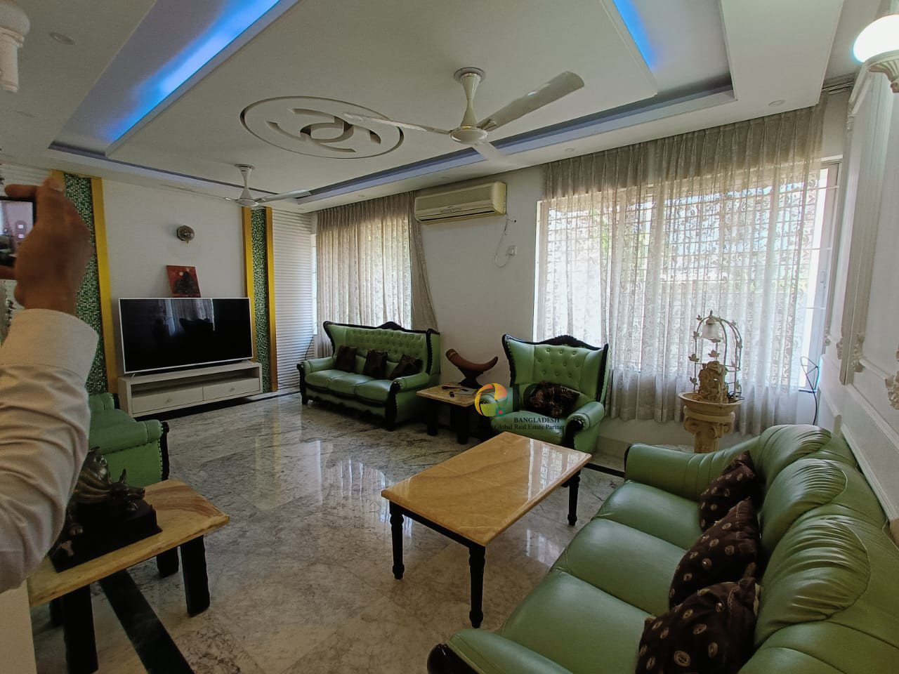 Flat for sale at gulshan 1