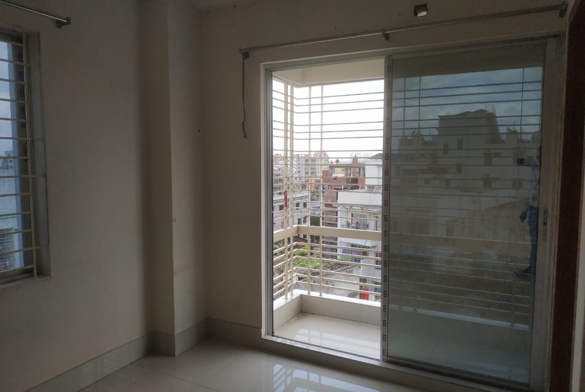 Flat For Sale At Mirpur 60 Feet