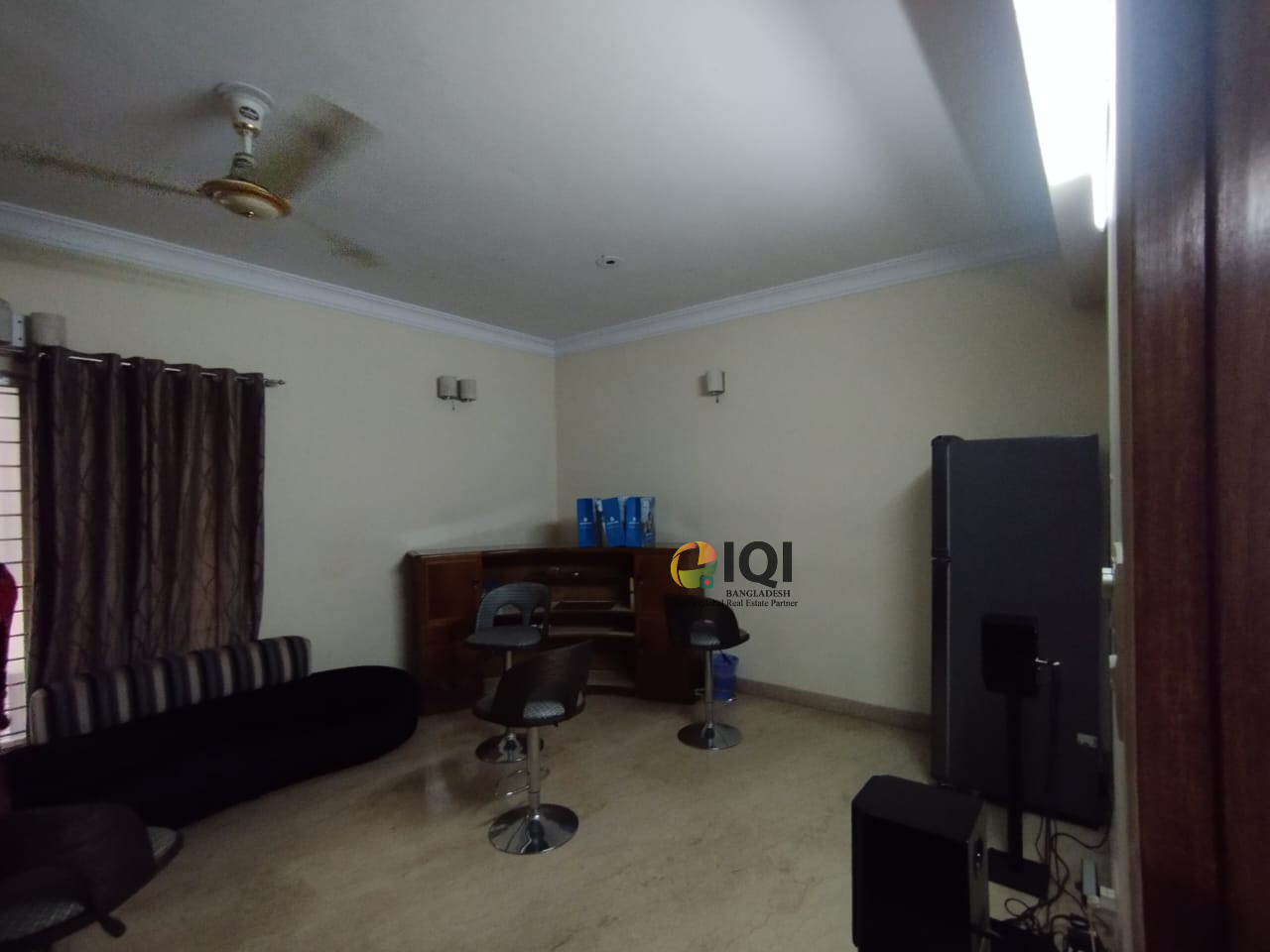 Flat for rent at Banani