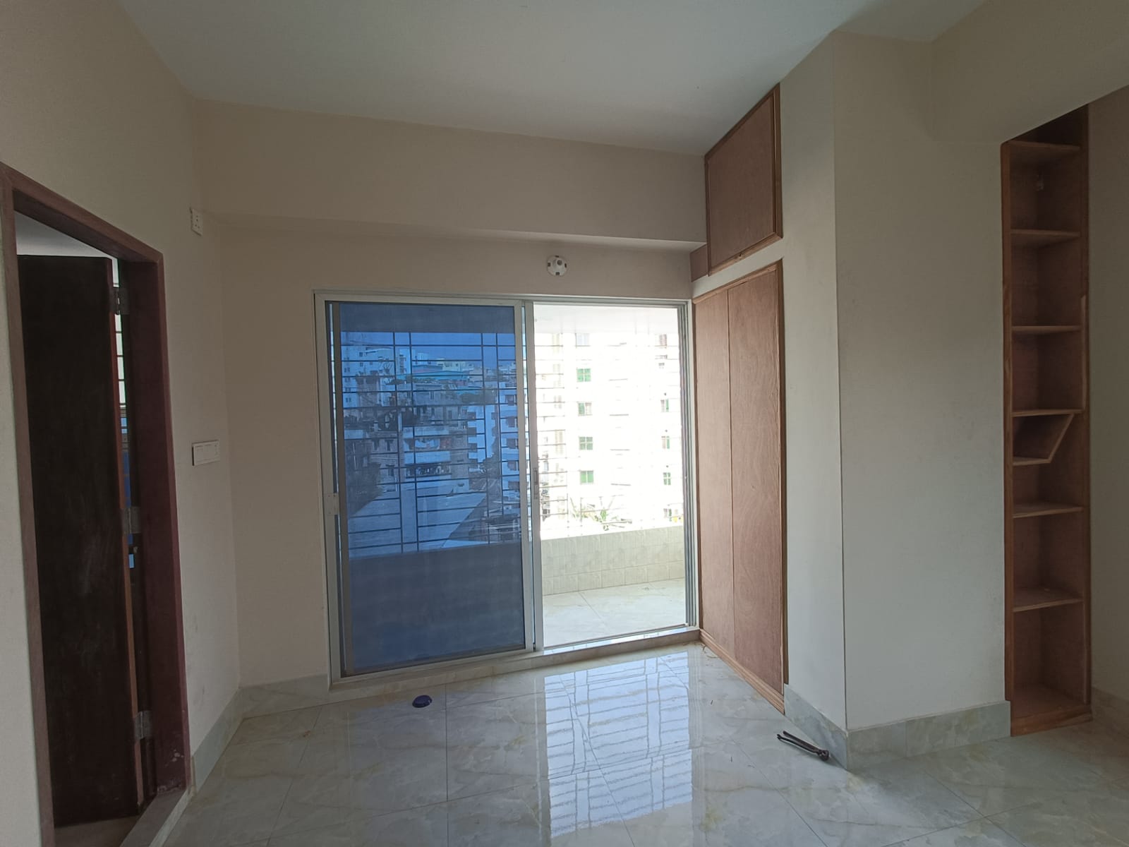 Flat for Sale at Badda