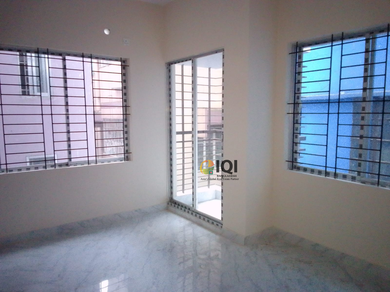 Flat For Sale in West Dhanmondi 8/A