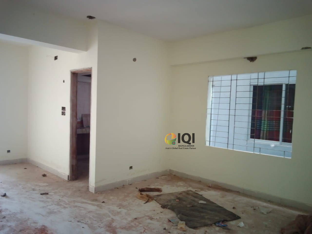 Flat For Sale in Rayer Bazar