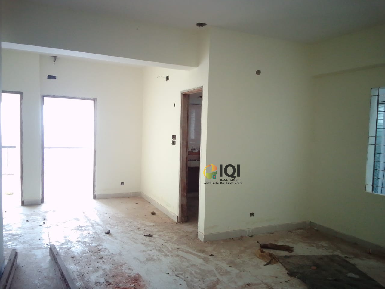 Flat For Sale in Rayer Bazar