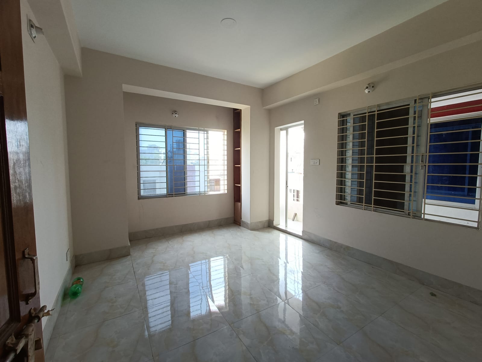 Flat for Sale at Badda