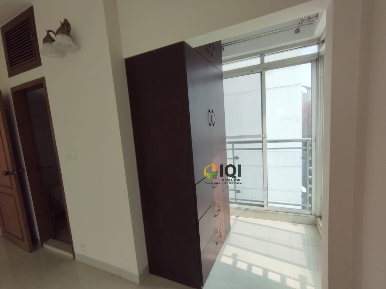 Flat rent at Banani North, 23 road