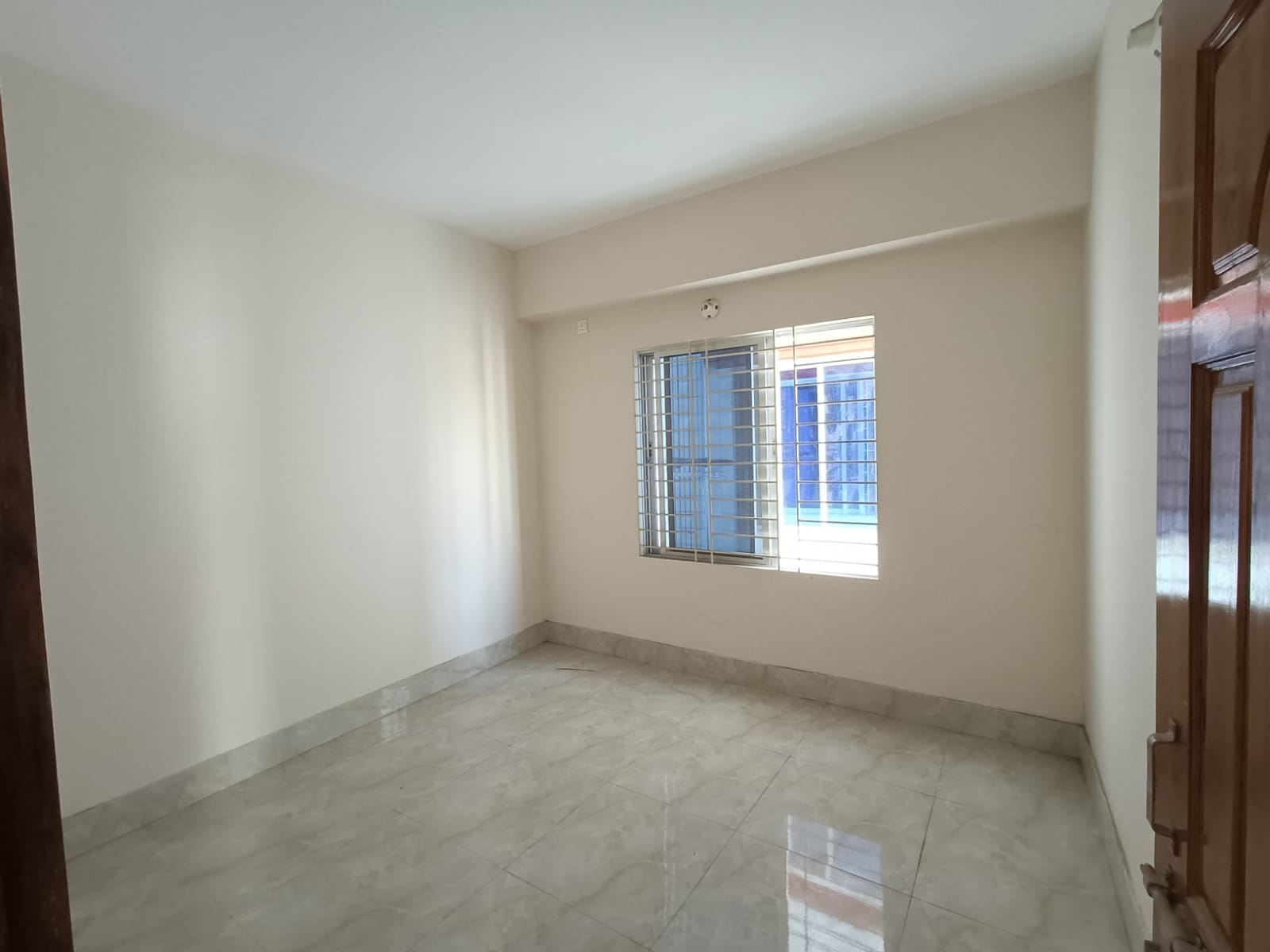 Flat for Sale at Badda